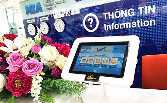 Sân bay Nội Bài thí điểm hệ thống nhận phản hồi điện tử