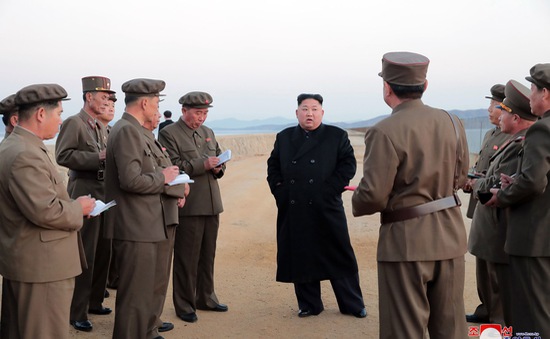 Lãnh đạo Triều Tiên thị sát buổi thử nghiệm vũ khí mới