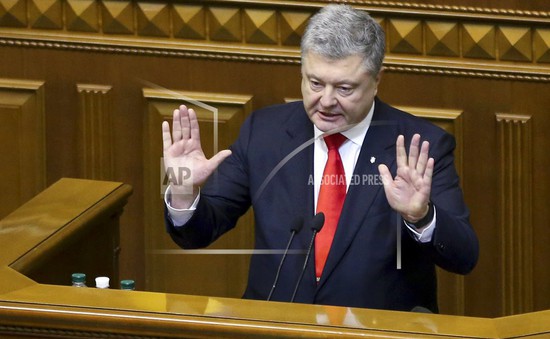 Tổng thống Ukraine ký luật chấm dứt Hiệp ước Hữu nghị với Nga