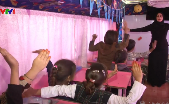 Xe bus hy vọng - mang cơ hội học tập đến với trẻ em Iraq