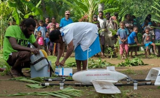 Dùng máy bay không người lái vận chuyển vaccine tiêm chủng tại Vanuatu