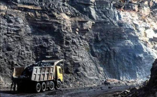 Ấn Độ bắt đầu giải cứu 15 thợ mỏ mắc kẹt trong hầm