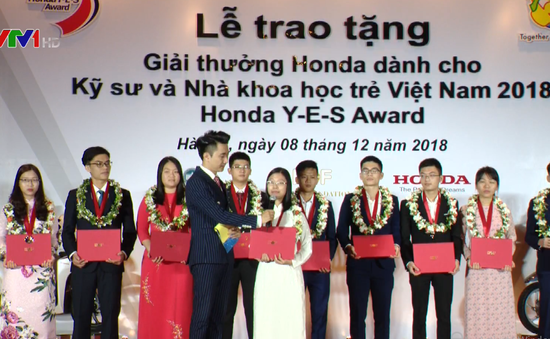 Trao tặng giải Honda Y-E-S dành cho kỹ sư và nhà khoa học trẻ Việt Nam năm 2018