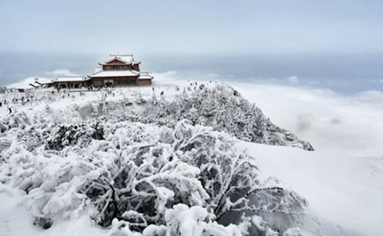 Những vùng núi băng tuyết tuyệt đẹp tại Trung Quốc