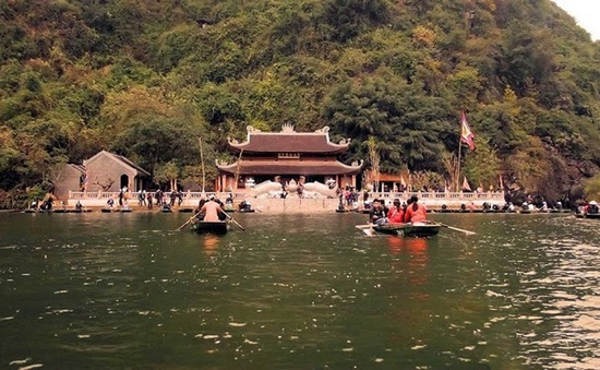 Hà Tĩnh khai hội chùa Hương Tích