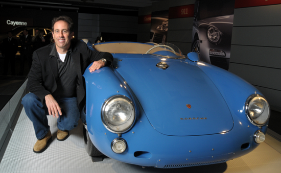 Trình diễn kỉ niệm 70 năm ra mắt xe Porsche ở Los Angeles, Mỹ