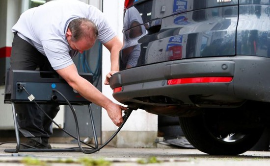 Phản ứng trái chiều về lệnh cấm xe chạy dầu diesel tại Đức