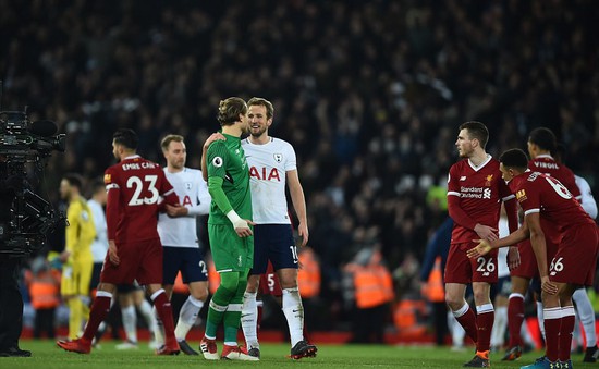 Kane giúp Tottenham che đi thành tích tệ không ngờ trước các đại gia