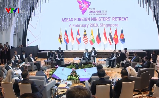 ASEAN 2018: ASEAN tự cường và sáng tạo