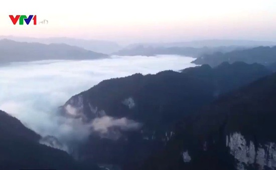 Ngắm biển mây tuyệt đẹp tại Trung Quốc