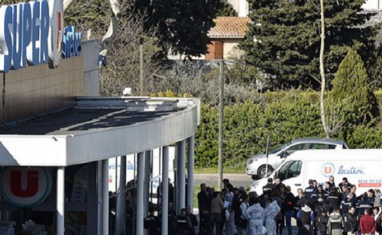 Thêm 1 cảnh sát thiệt mạng sau vụ bắt cóc con tin ở Pháp