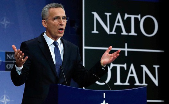 NATO trục xuất các nhà ngoại giao Nga
