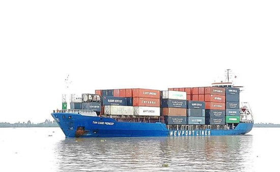 Trà Vinh: Luồng tàu sông Hậu bị sạt lở nghiêm trọng
