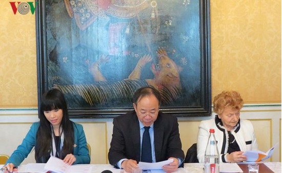 Hội thảo quốc tế về 45 năm quan hệ Pháp - Việt Nam tại Paris