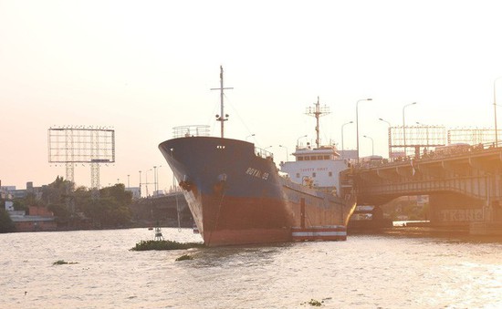 Đã xác định nguyên nhân tàu chở hàng “khủng” va vào cầu Đồng Nai