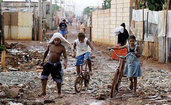 Tỷ lệ nghèo đói cùng cực tại Brazil gia tăng