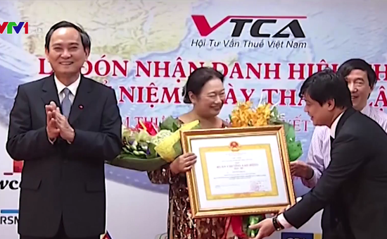 Hội Tư vấn thuế Việt Nam nhận Huân chương lao động