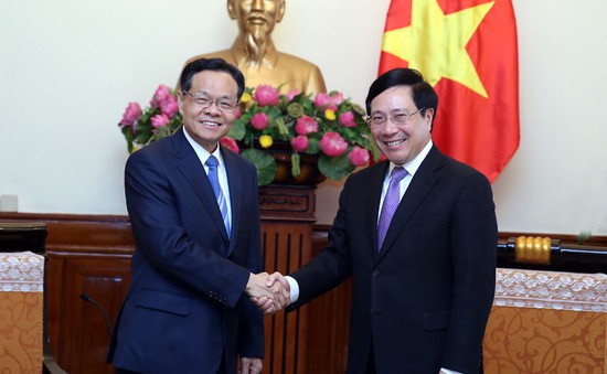 Phó Thủ tướng Phạm Bình Minh tiếp Chủ tịch Khu tự trị dân tộc Choang Quảng Tây