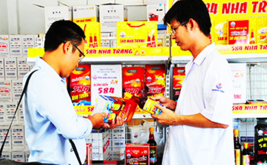 Tăng cường kiểm tra vệ sinh an toàn thực phẩm tại Nha Trang