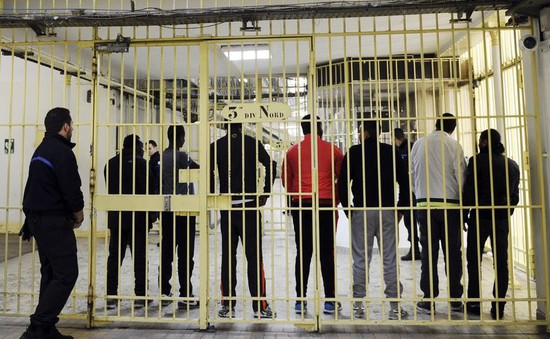 Nhà tù châu âu: Thách thức với châu Âu khi tù nhân khủng bố được ...