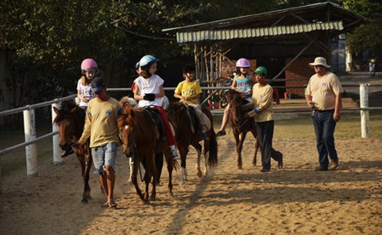 Cưỡi ngựa - Môn thể thao thú vị cho trẻ