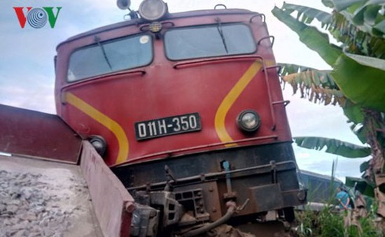 Khắc phục hậu quả vụ tai nạn đường sắt ở ga Núi Thành, Quảng Nam