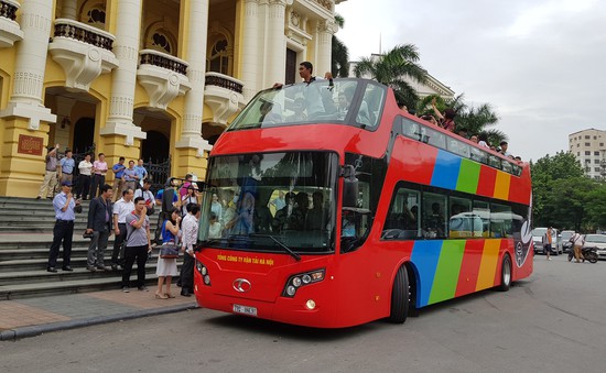 Hôm nay (30/5), xe bus 2 tầng Citytour ở Hà Nội đi vào hoạt động