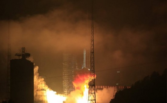 Trung Quốc phóng thành công vệ tinh liên lạc mới