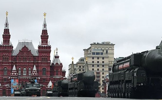 Moscow (Nga) "ngăn mưa" phục vụ Ngày Chiến thắng 9/5