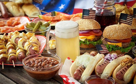 Mỹ: Các nhà hàng bắt đầu phải công bố hàm lượng calo của món ăn