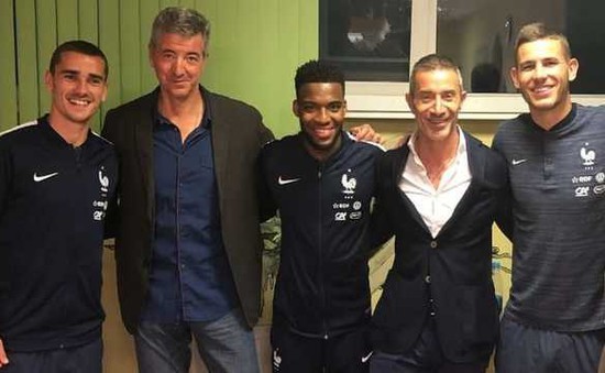 Đang World Cup, 3 tuyển thủ Pháp ký hợp đồng cùng lúc với Atletico Madrid