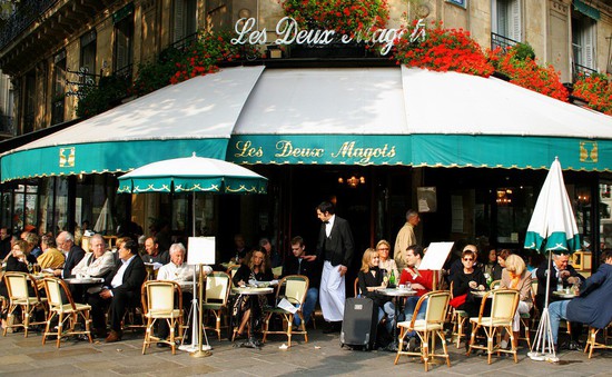 Pháp đề nghị công nhận cà phê vỉa hè Paris là di sản thế giới