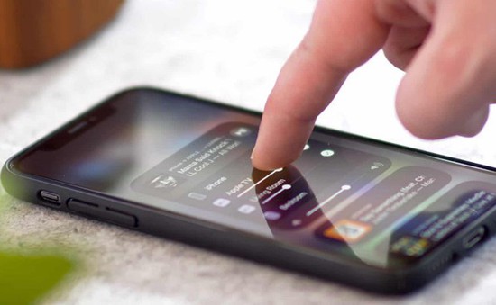 Tính năng chống bẻ khóa iPhone mới sẽ “khóa tay” các hacker