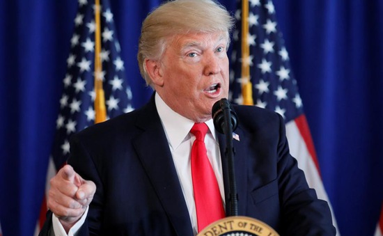 Tổng thống Mỹ Donald Trump thừa nhận cáo buộc Nga can thiệp bầu cử