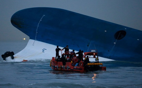 Tòa án Hàn Quốc tuyên án bồi thường cho gia đình các nạn nhân vụ chìm phà Sewol