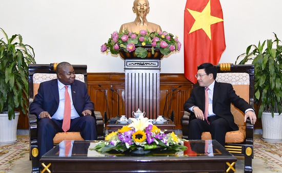 Việt Nam coi trọng phát triển quan hệ với Mozambique