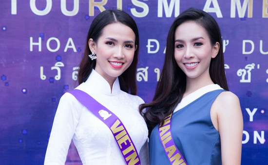 Phan Thị Mơ đọ sắc cùng người đẹp Thái Lan tại Hoa hậu Đại sứ Du lịch thế giới 2018