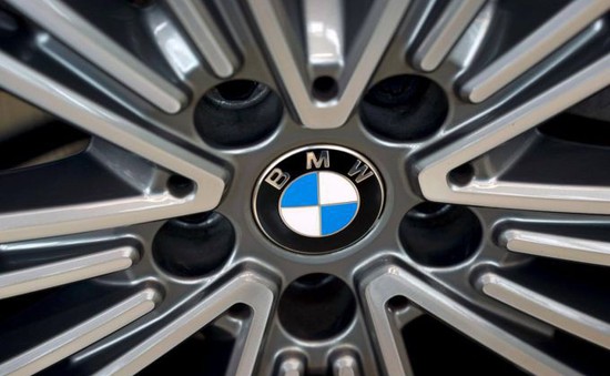 Hãng ô tô BMW đối diện án phạt về khí thải