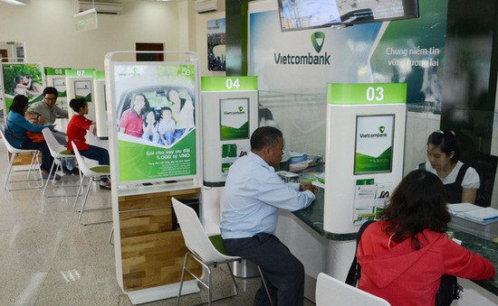 Vietcombank tăng phí rút tiền ATM thêm 50%