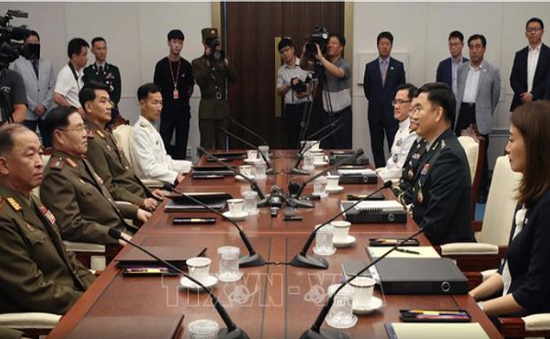 Hai miền Triều Tiên thống nhất giải giáp khu phi quân sự