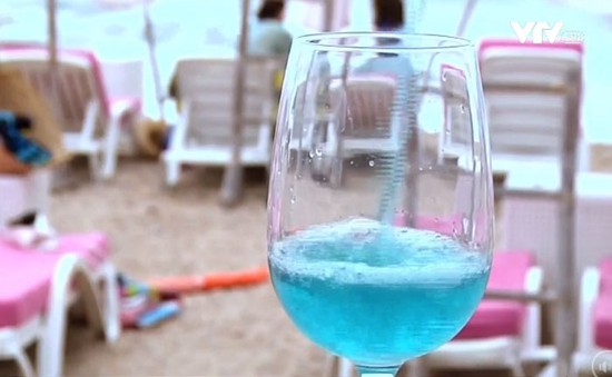 "Cơn sốt" rượu xanh tại Pháp