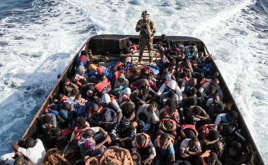 Libya giải cứu gần 600 người di cư trên biển