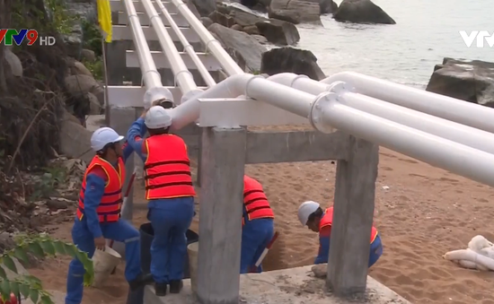 Diễn tập ứng phó sự cố tràn dầu tại kho xăng dầu cảng Vũng Rô