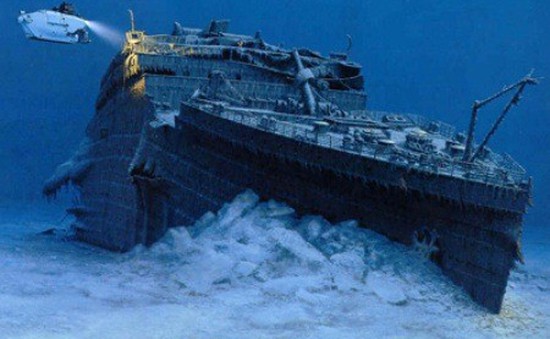 Ngắm xác tàu Titanic ở độ sâu 4.000 m dưới đáy biển