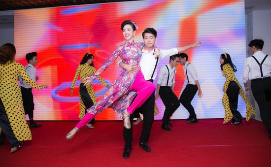 Hoa hậu Phan Thị Mơ hóa "Cô Ba Sài Gòn" khoe vũ đạo bên Quang Đăng