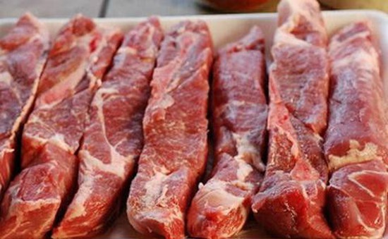 Lào dừng nhập khẩu thịt lợn từ Trung Quốc