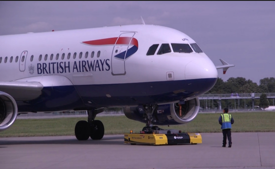 Máy bay của British Airway hạ cánh khẩn cấp do sự cố