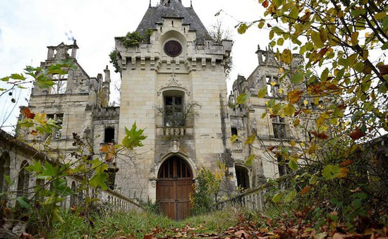 Tòa lâu đài nghìn năm tuổi "sống lại" nhờ điều kỳ diệu