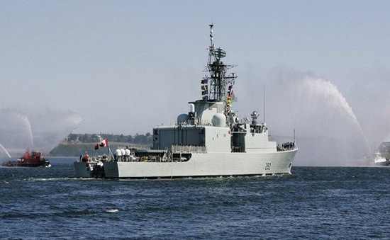 Tàu chiến NATO kéo vào Địa Trung Hải, áp sát Syria