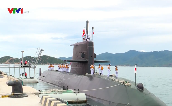 Tàu ngầm của Lực lượng Tự vệ trên biển Nhật Bản thăm Việt Nam